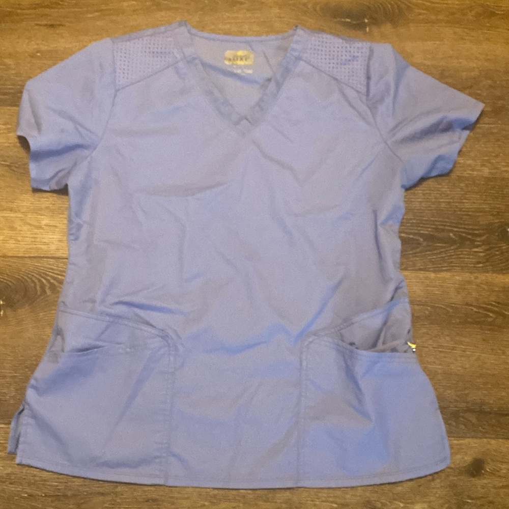 Cherokee blue scrub top medium‎